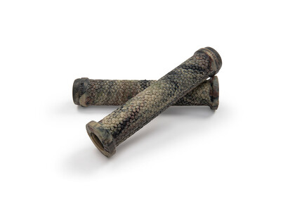 WETHEPEOPLE Raptor Grips black