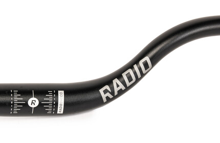 RADIO Siren Bar black 63,5mm (2.5) Rise (31,8mm Bar-Clamp)