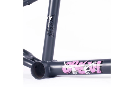 CULT Crew Jaume Sintes Frame gun-metal-grey 20TT