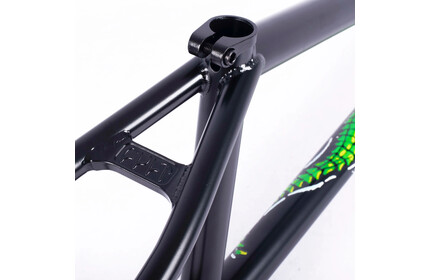 CULT Trey Jones Frame black 20.75TT