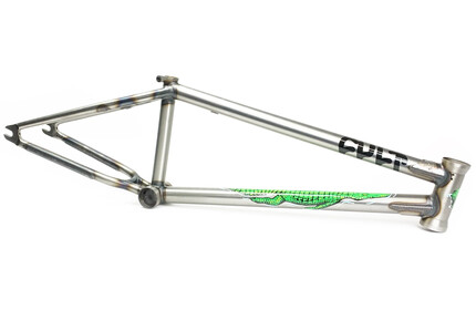 CULT Trey Jones Frame black 20.75TT