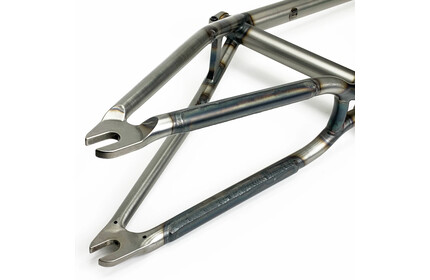 CULT Trey Jones Frame black 20.75TT